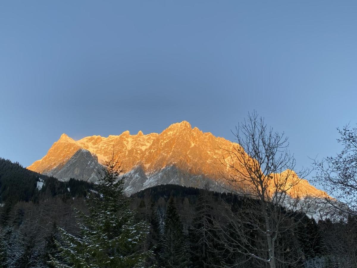 Haus Alpengluehen Daire Ehrwald Dış mekan fotoğraf